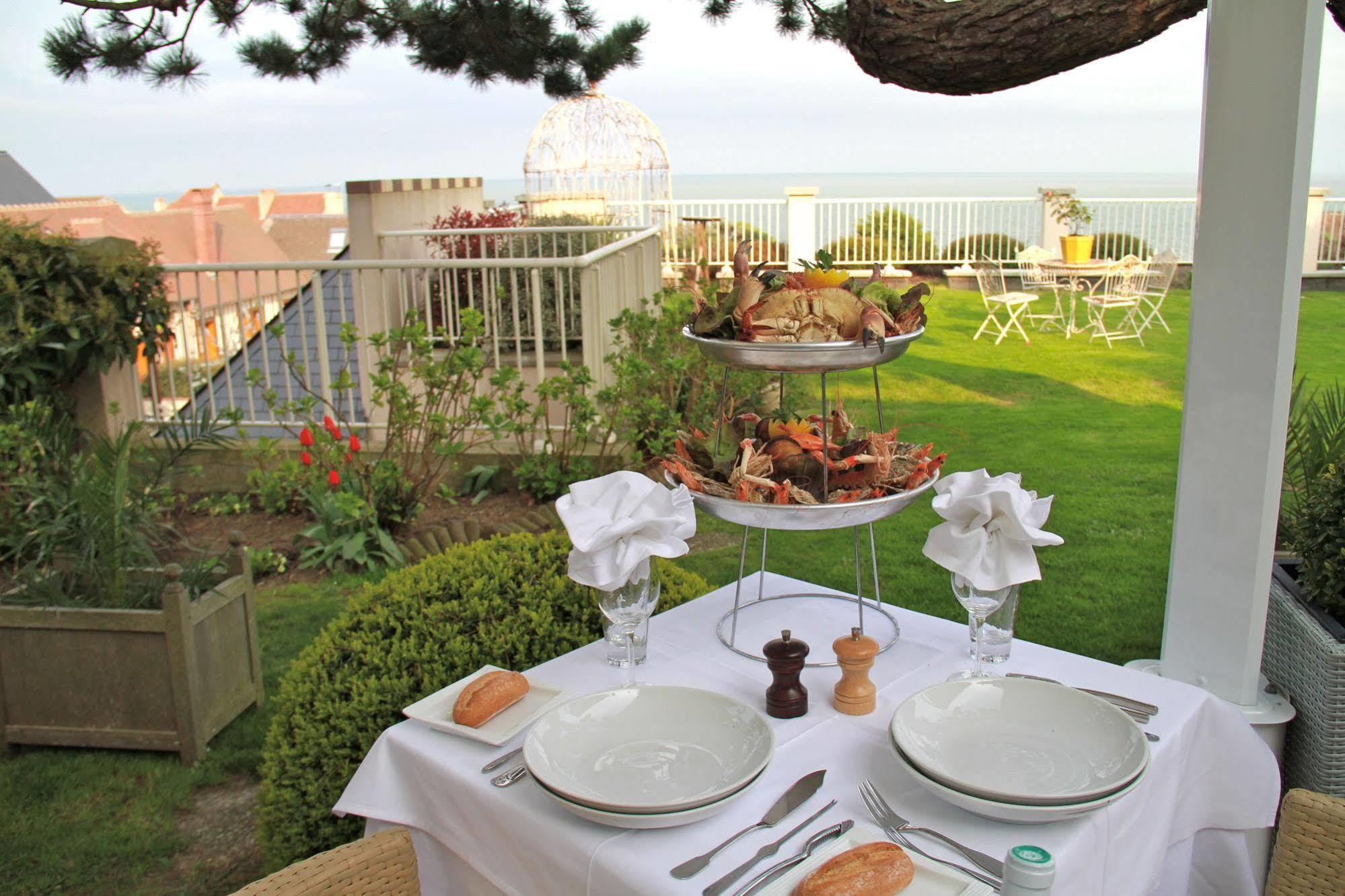Hotel Bellevue Villerville Exterior foto